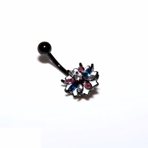 Black flower Bauchnabelpiercing