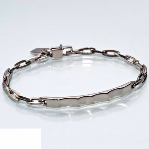 Ein Armband